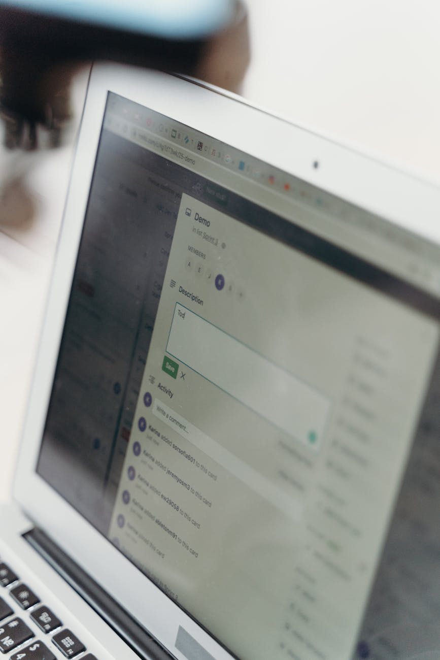 photo of a laptop screen
