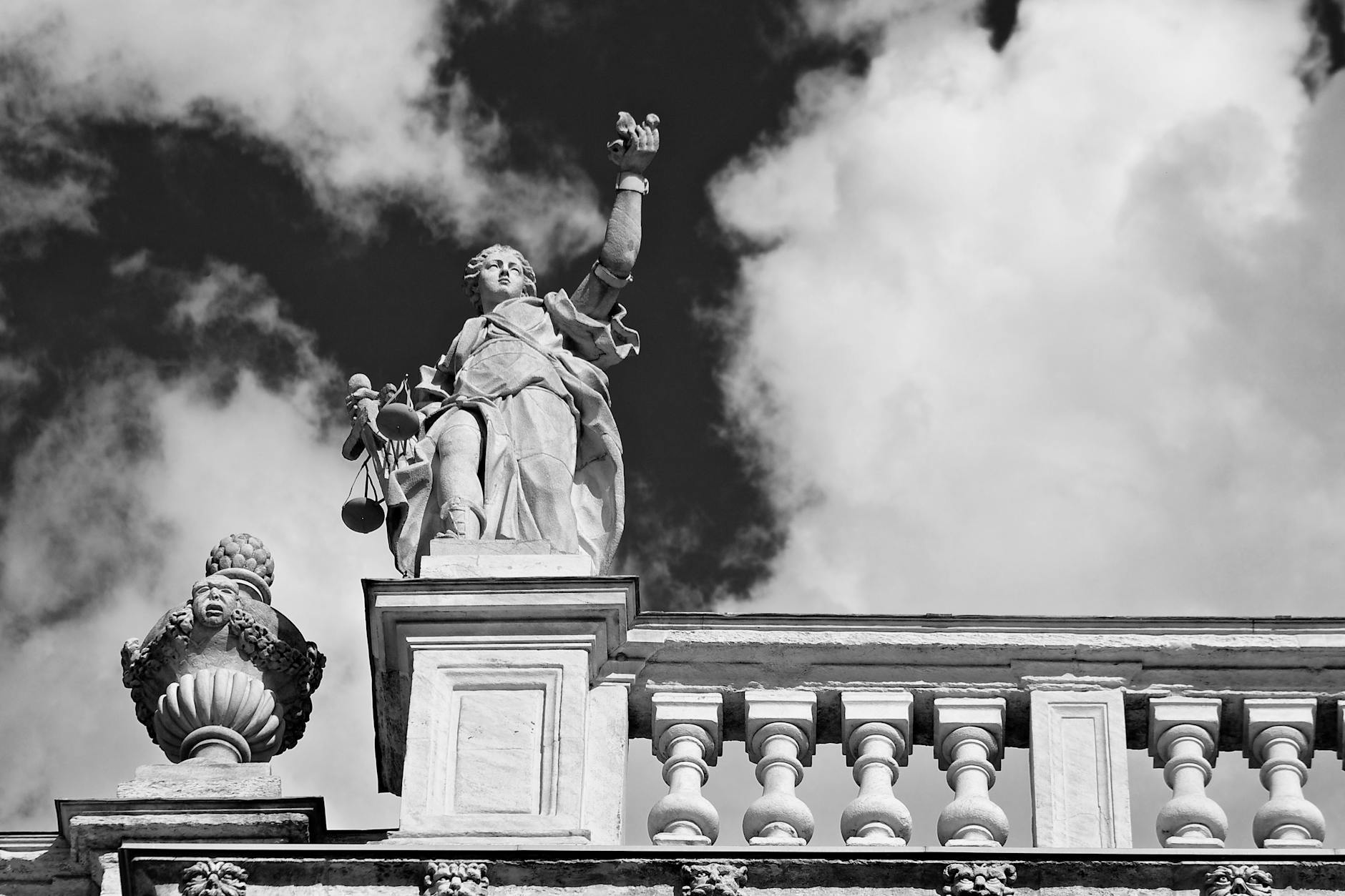 Italian Dramas and Plays 